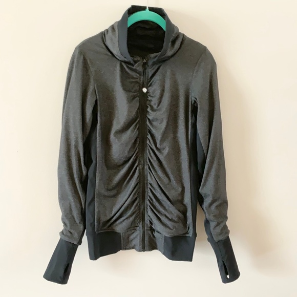 Lululemon Ruched Reversible Jacket 4 - Picture 5 of 8